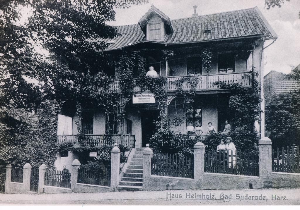 Haus Kehrwieder - Hotel Am Kur-Cafe บาด ซูเดอโรเดอ ภายนอก รูปภาพ